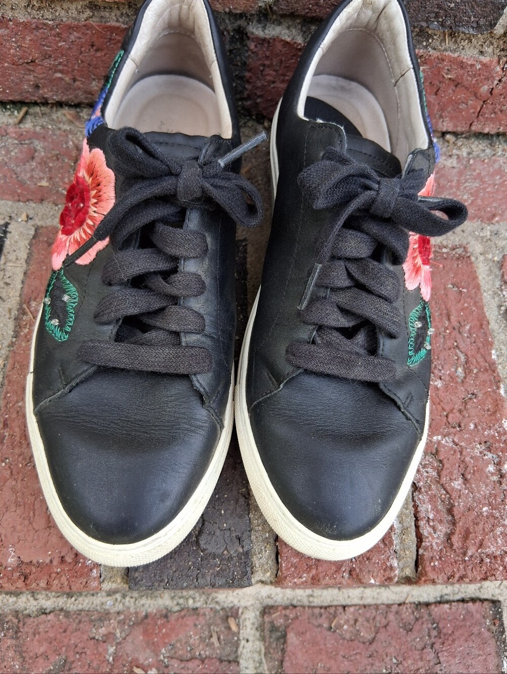 Skechers Women's Black Floral Embroidered Low-Top Sneakers - Picture 5 of 5
